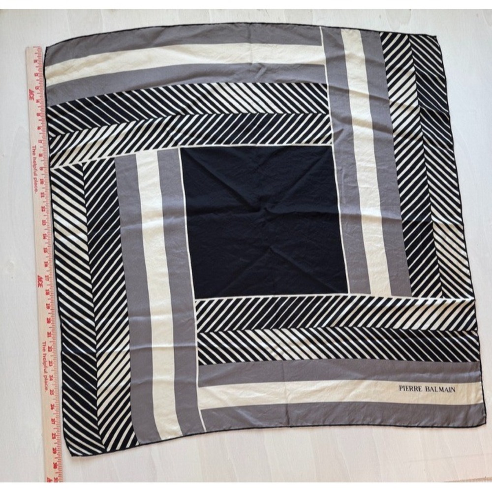 Pierre Balmain Vintage 1980s Silk Scarf 30" Geometric Black White Gray Italy - Picture 4 of 5